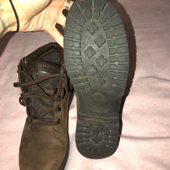Genuine Timberlands! Very light wear. - Picture 5 of 6
